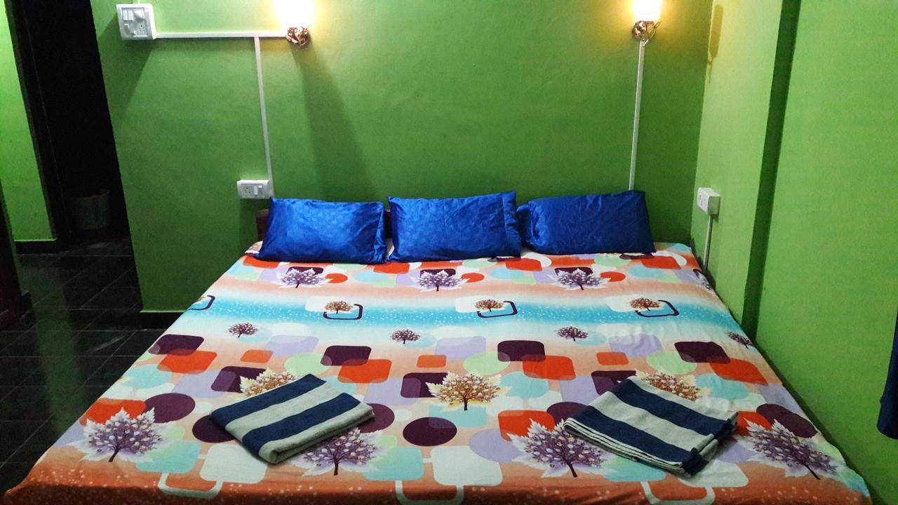 Savitri Guest House Arambol Exterior photo