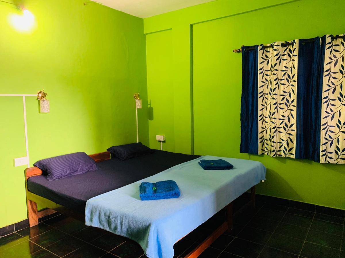 Savitri Guest House Arambol Exterior photo