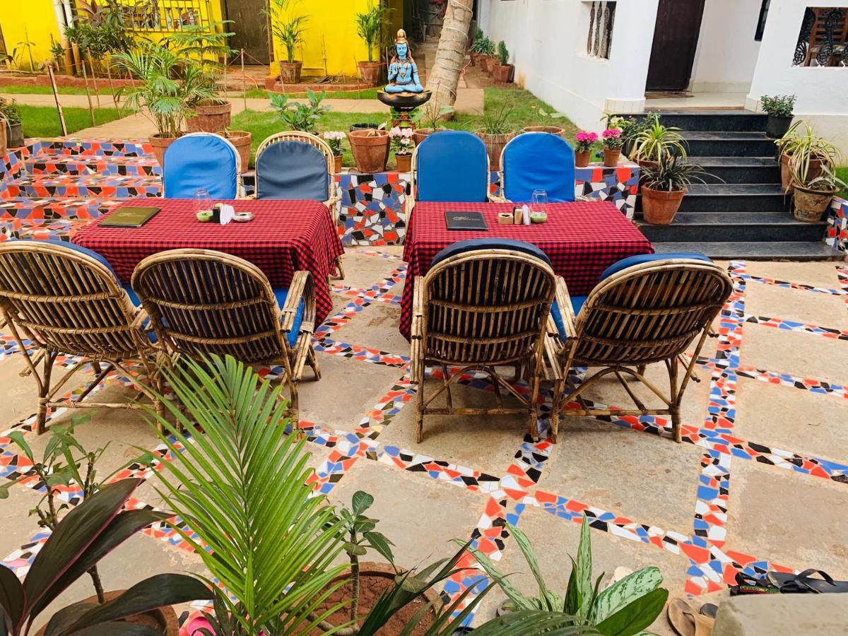 Savitri Guest House Arambol Exterior photo